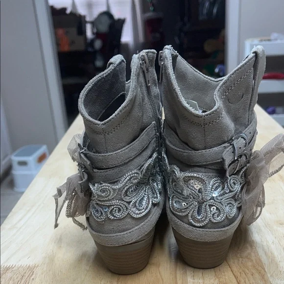 Not Rated Beige Embroidered Ankle Booties - Picture 3 of 4